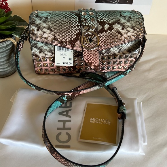 Michael Kors Greenwich - Picture 5 of 16